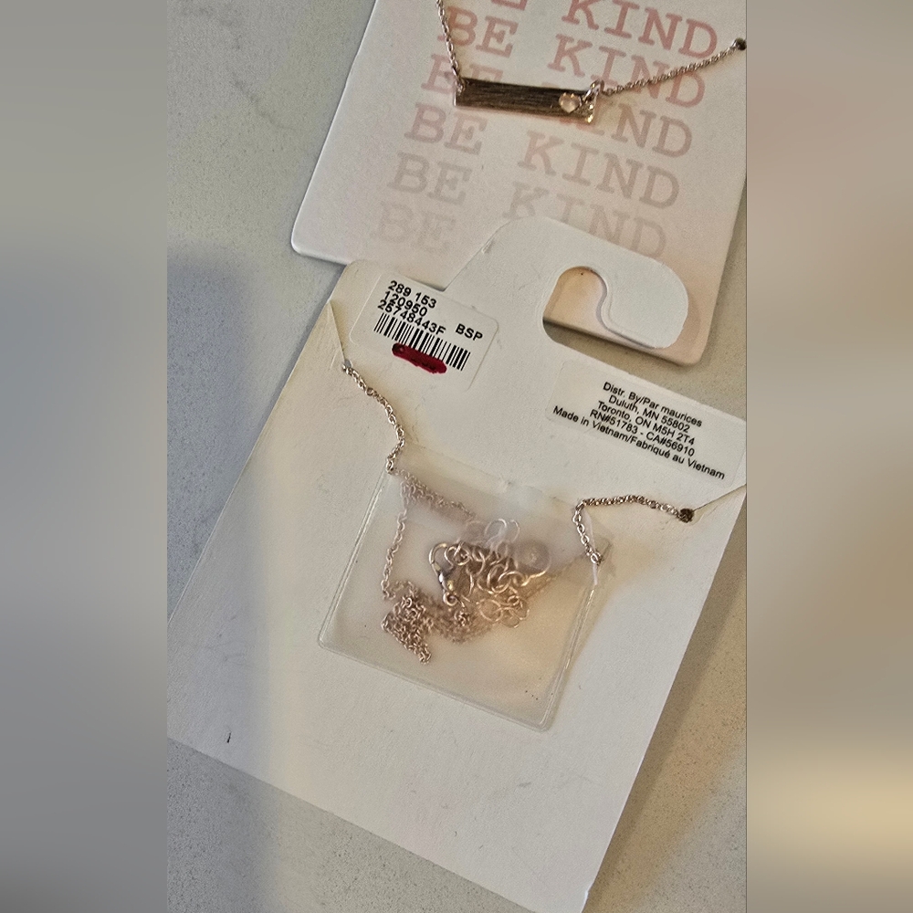 NWT Maurices Dainty Gold Bar Open Heart Necklace Set Of 4 "Be Kind" Girl Gift - Picture 4 of 4